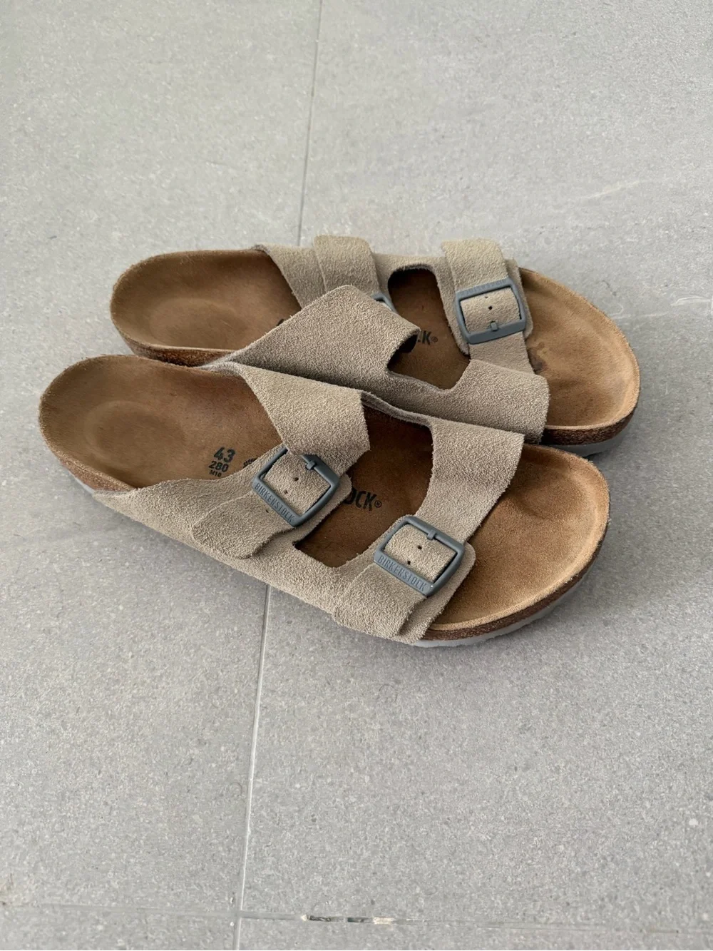 Birkenstock Arizona Stone Coin Size 43 (Men’s US 10)